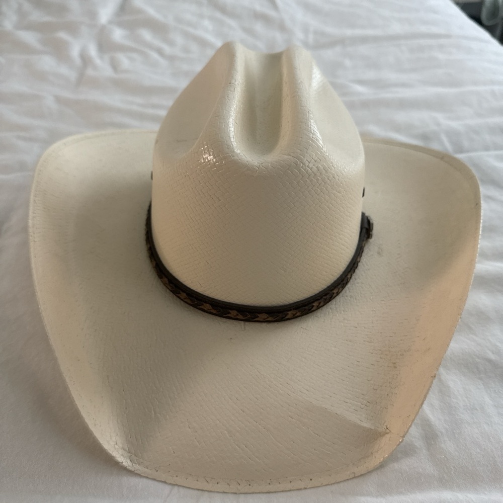 Justin Boots Cream Cowboy Hat